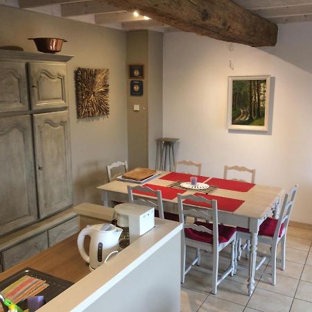 Gite Le Gros Chene Bouillon Exterior foto