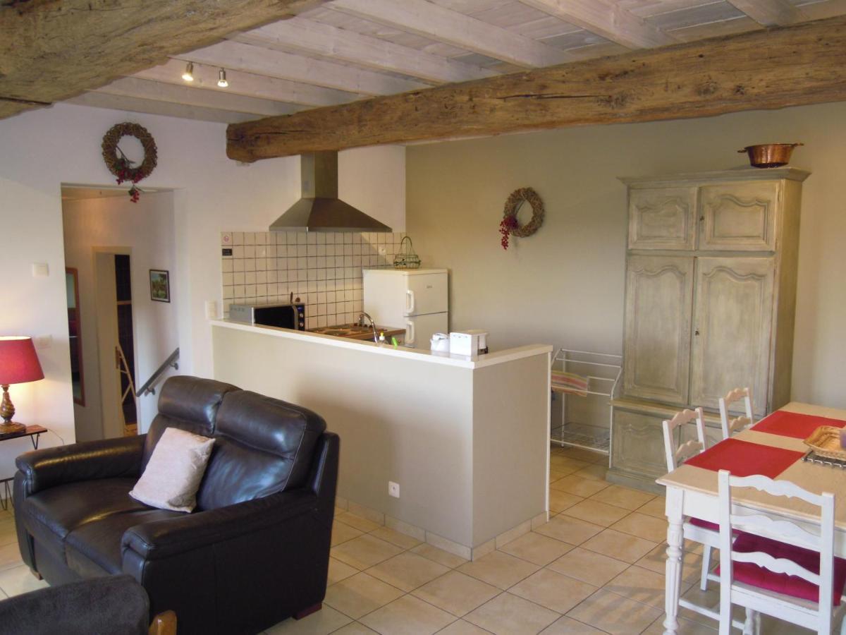Gite Le Gros Chene Bouillon Exterior foto