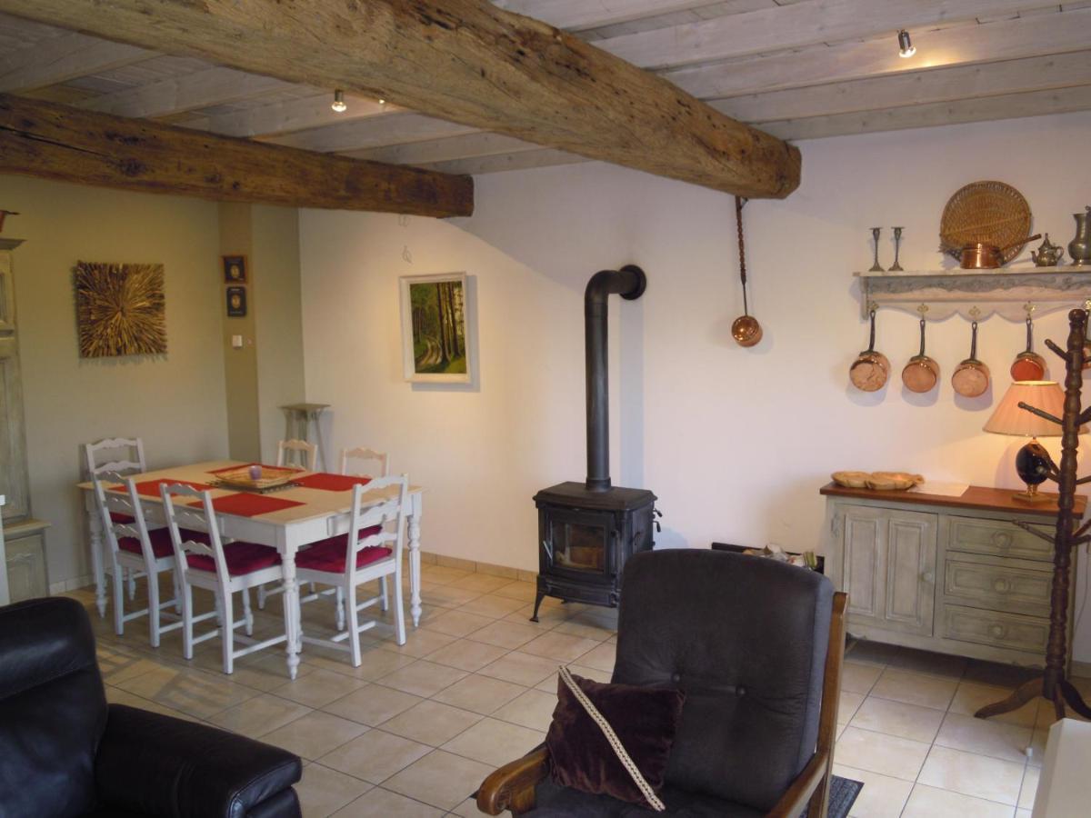 Gite Le Gros Chene Bouillon Exterior foto
